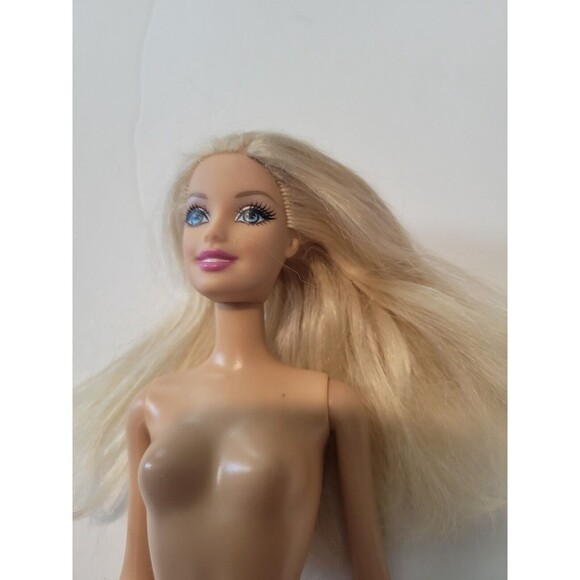 Super Star Barbie Doll Mattel 2009 Lot of 2 Dolls Nude - FLAWS - Picture 12 of 14